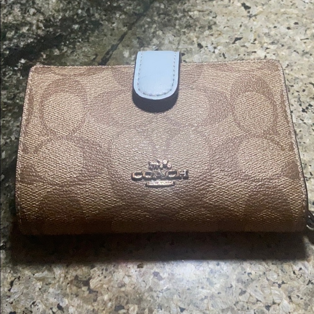 VINTAGE COACH WOMENS WALLET